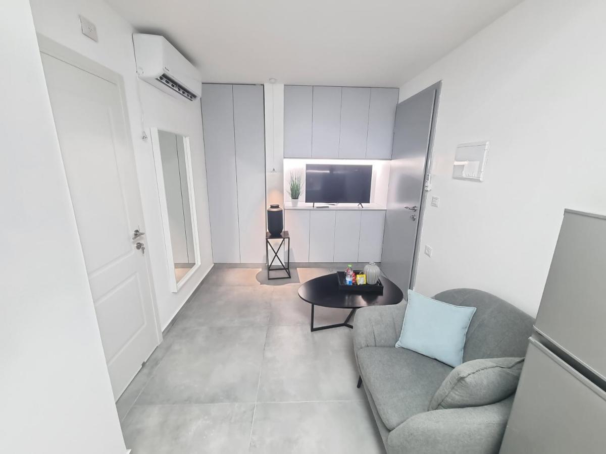חוויה בכיכר Apartment Netanya Exterior photo