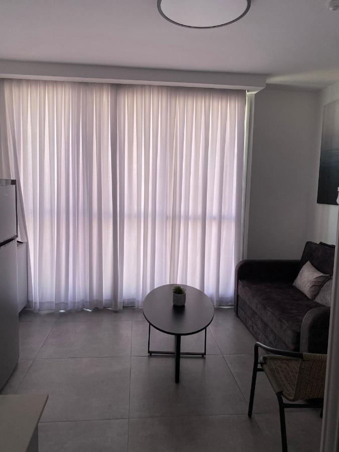 חוויה בכיכר Apartment Netanya Exterior photo